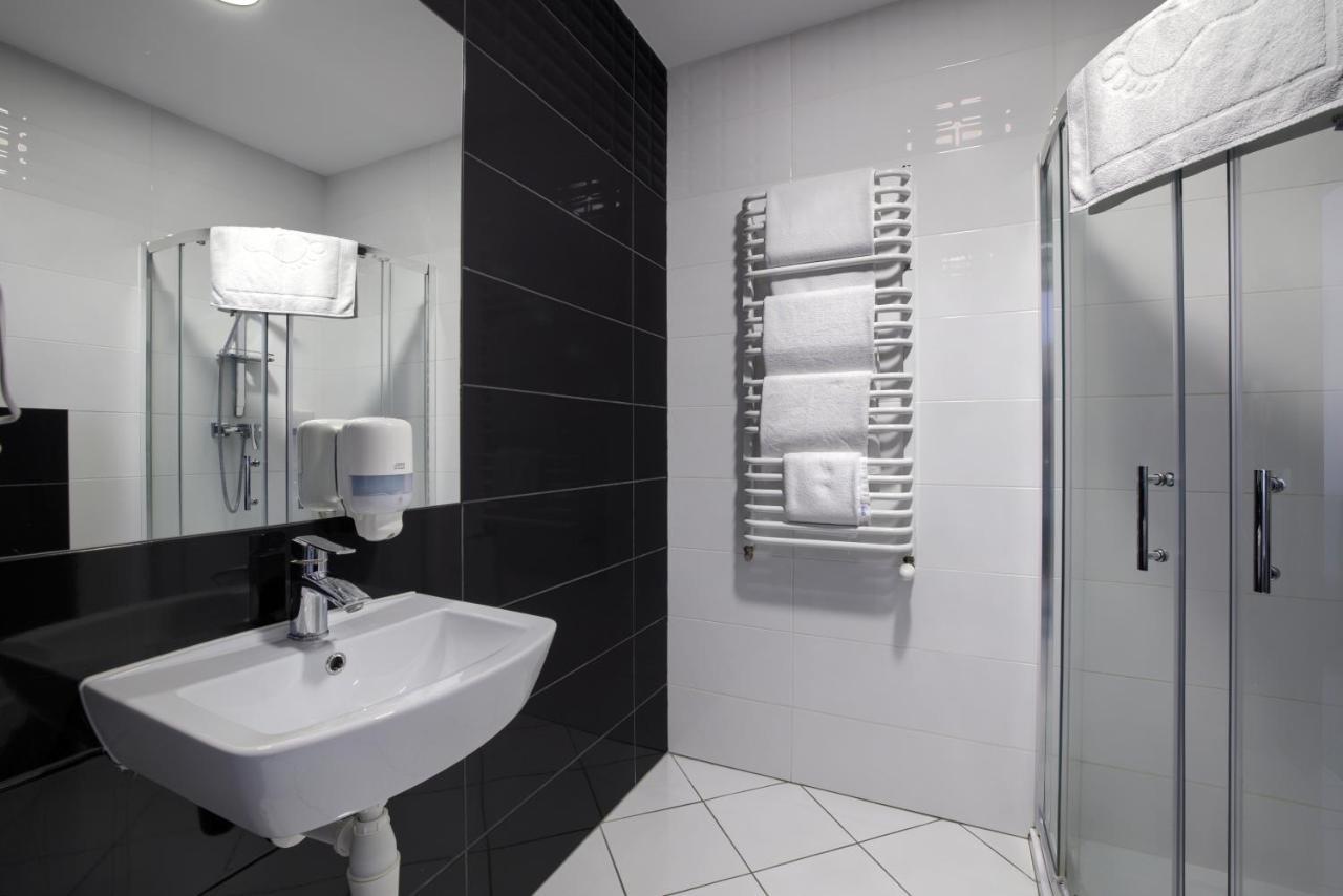 Nova Stodola Hotel Klomnice Exterior foto